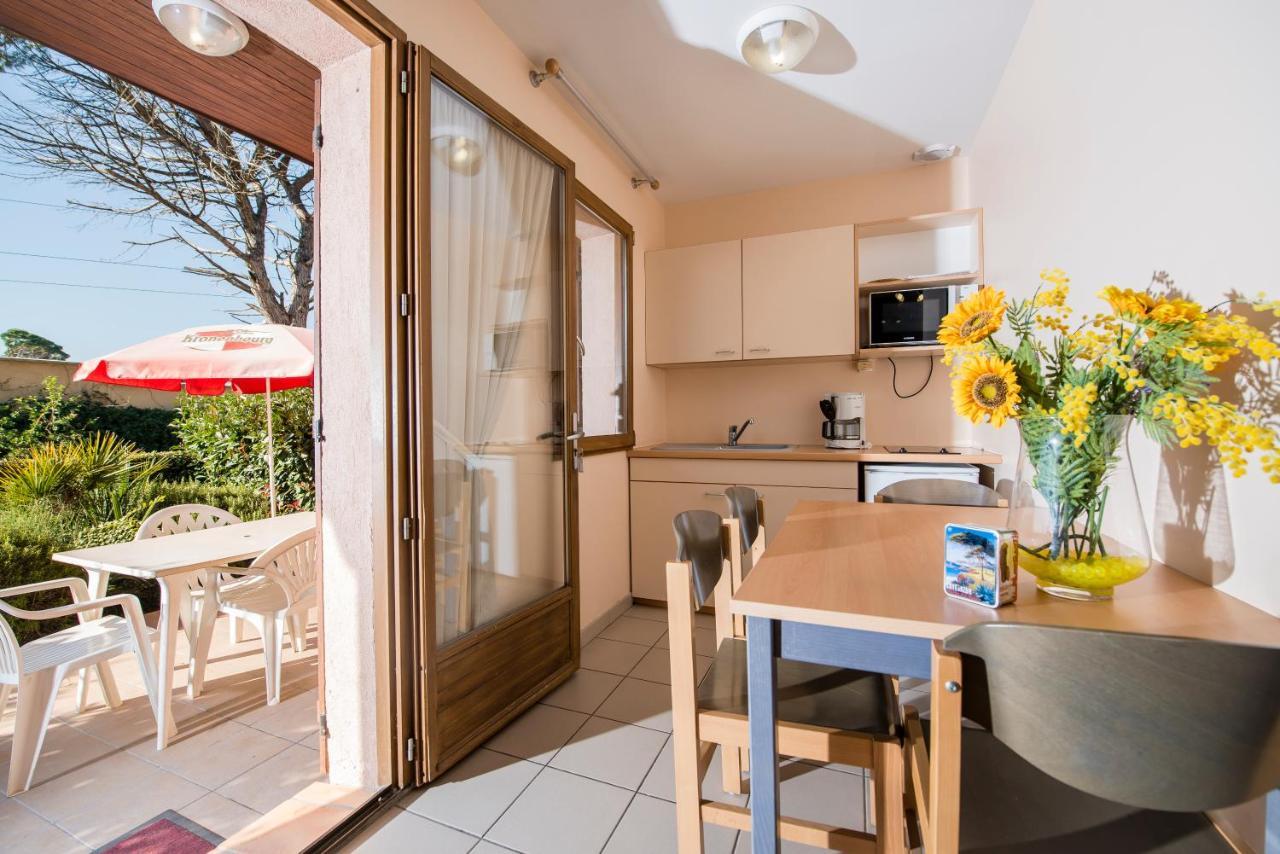 Ulvf Les Residences Du Colombier Frejus Exterior photo